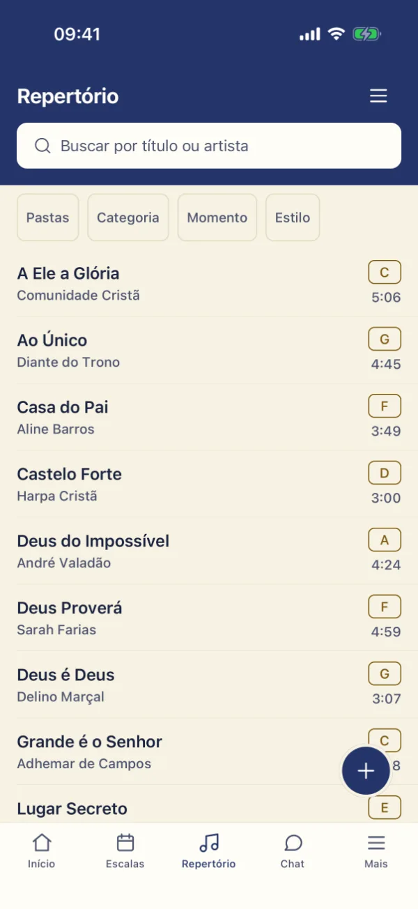 Lista de repertório com capas, tons e busca
